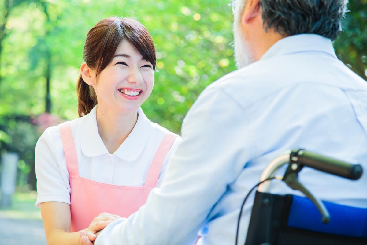 介護複合施設の介護スタッフ